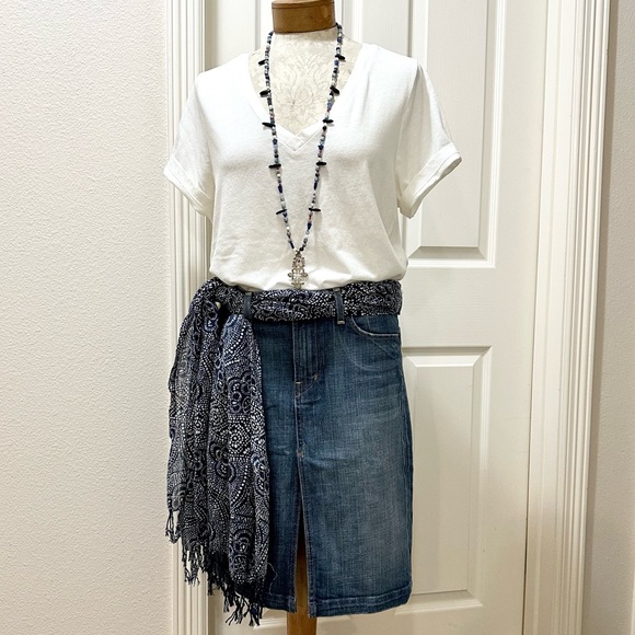Citizens of Humanity Sophia Split Front Distressed Denim Knee Length Skirt - 6 - Picture 9 of 16